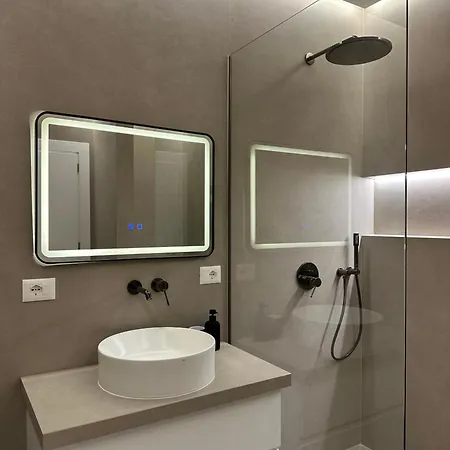Bright & Modern Family Flat Tirana