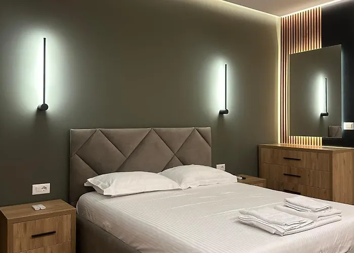 Bright & Modern Family Flat 公寓